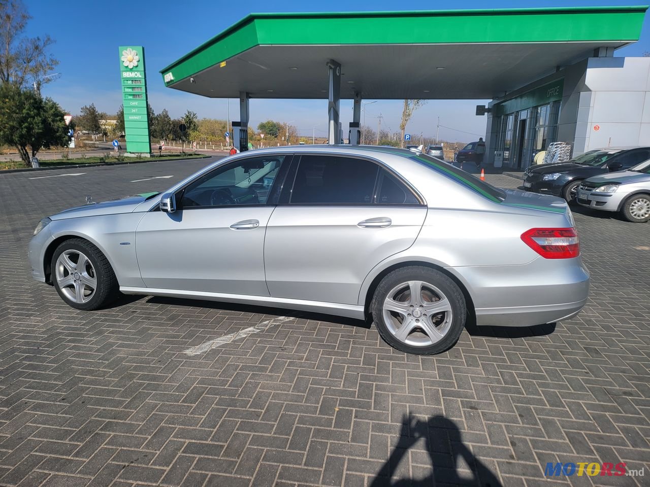 2010' Mercedes-Benz E Класс photo #2