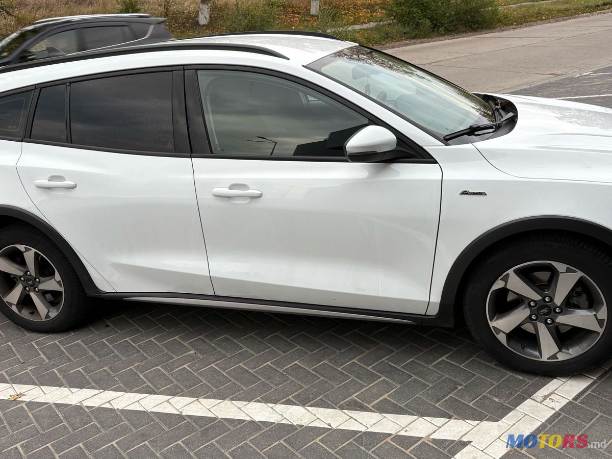 2019' Ford Focus photo #2