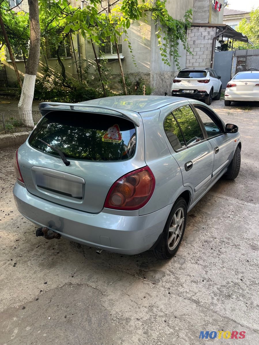2005' Nissan Almera photo #3