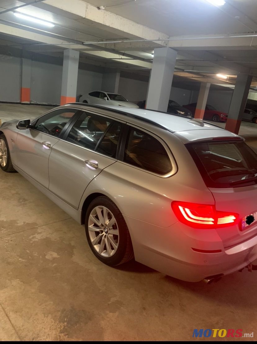 2017' BMW 5 Series photo #2