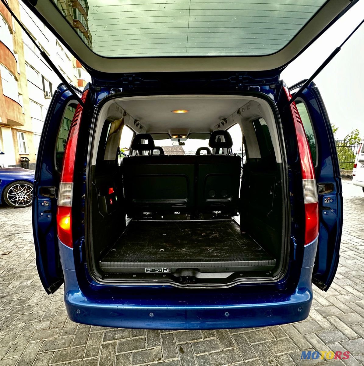 2005' Mercedes-Benz Vaneo photo #6