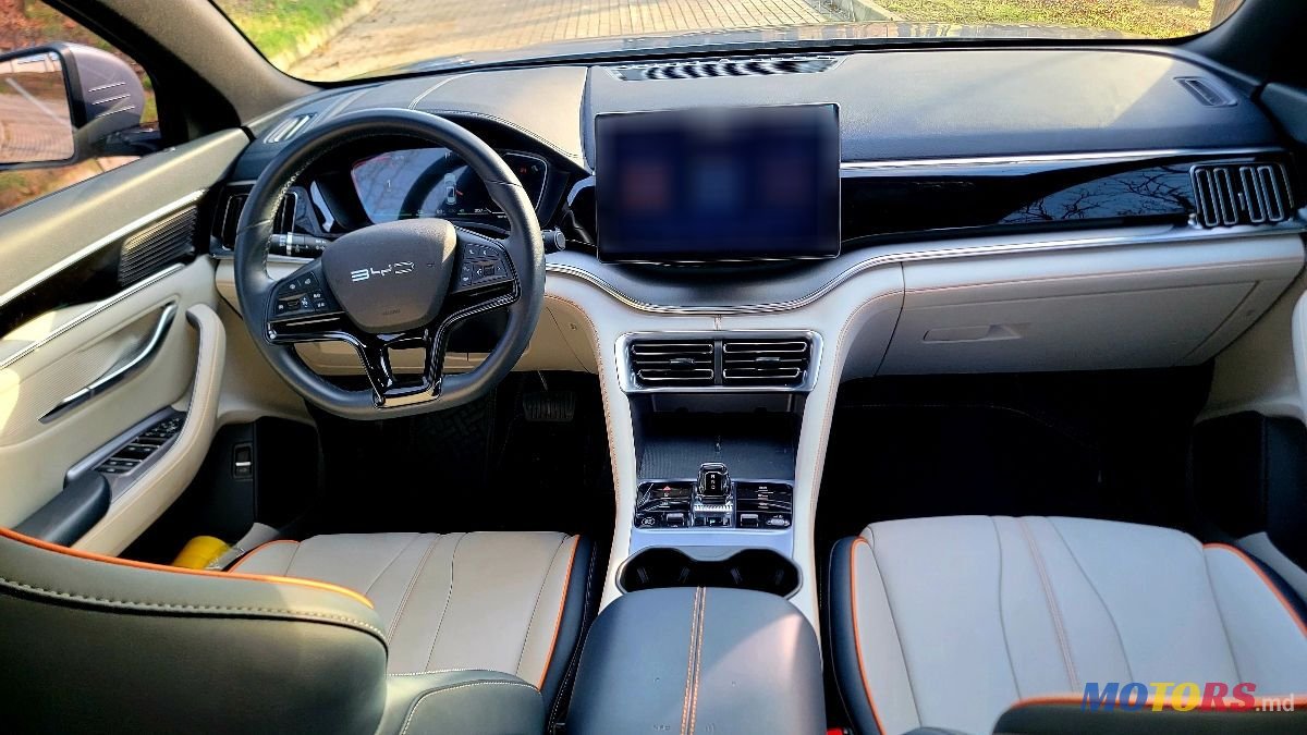 2024' BYD Song Plus photo #3