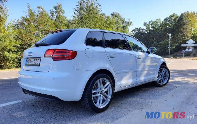 2011' Audi A3 photo #2