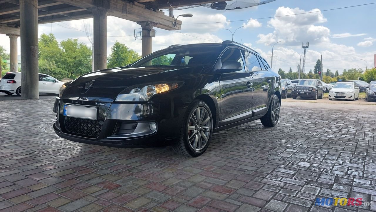 2012' Renault Megane photo #1