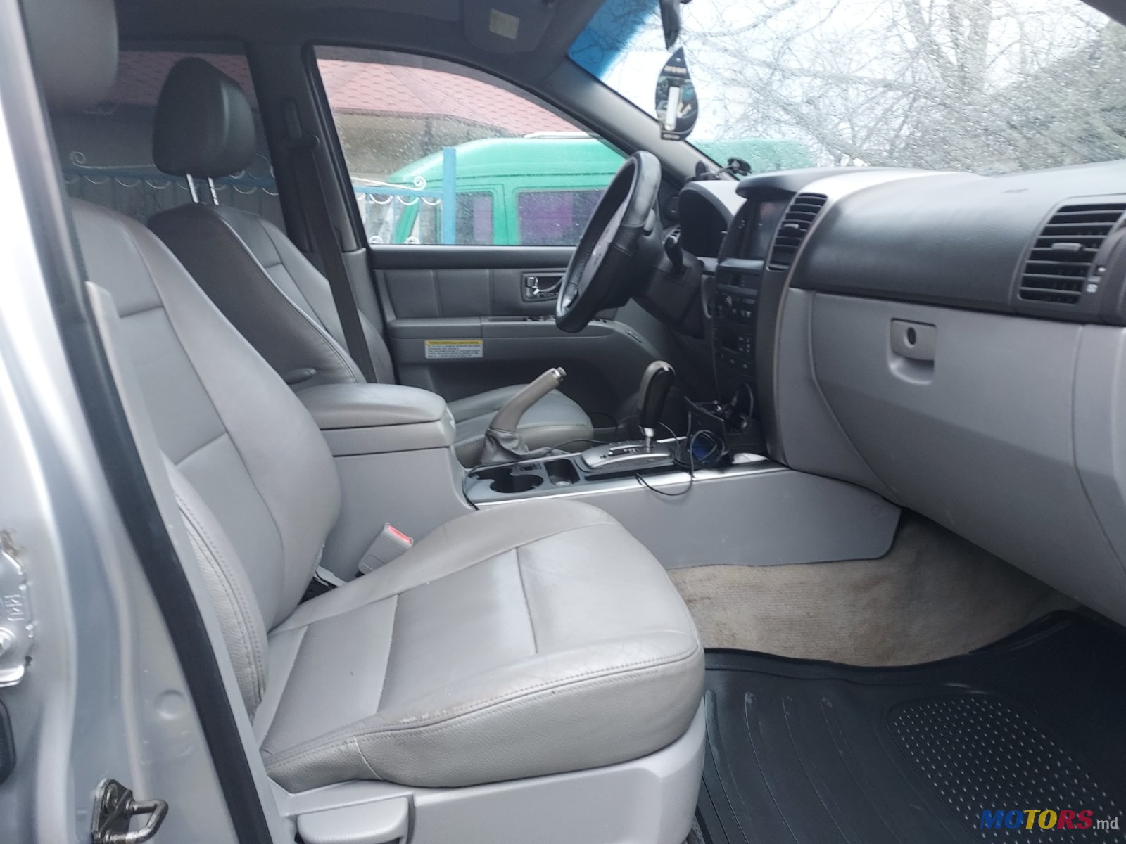 2005' Kia Sorento photo #3