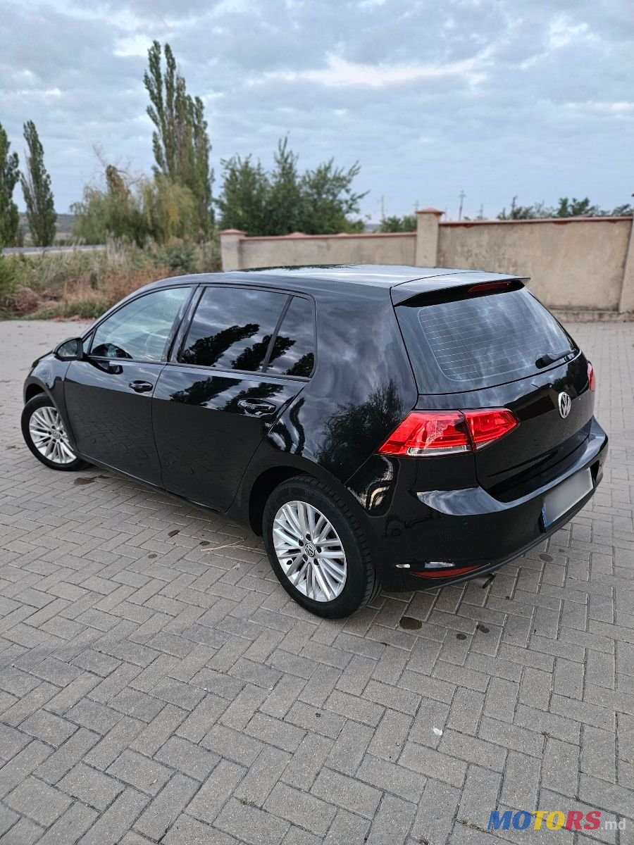 2014' Volkswagen Golf photo #4