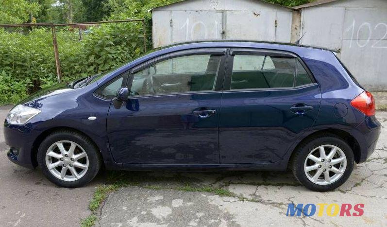 2007' Toyota Avensis photo #1