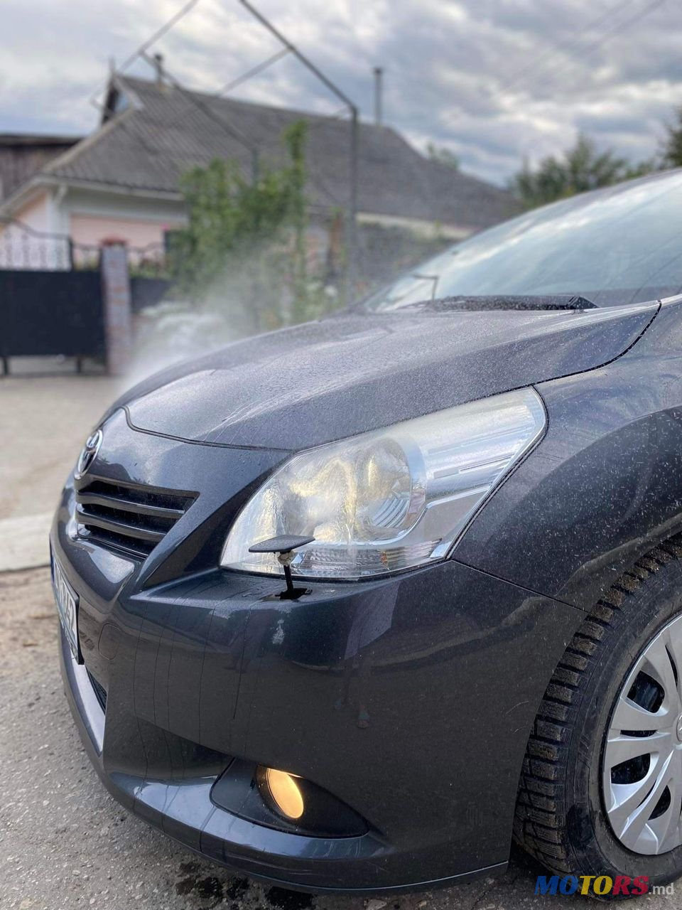 2009' Toyota Verso photo #1