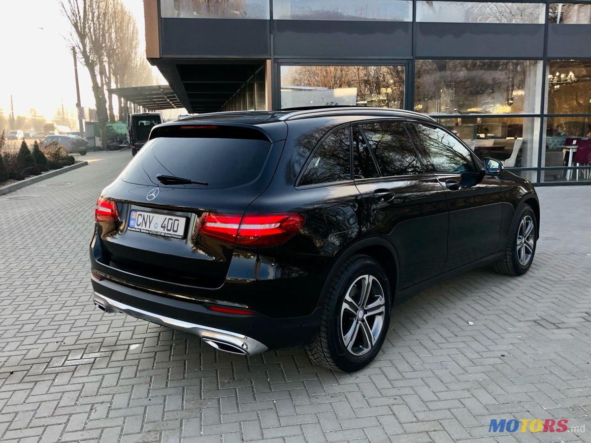 2016' Mercedes-Benz Glc photo #3