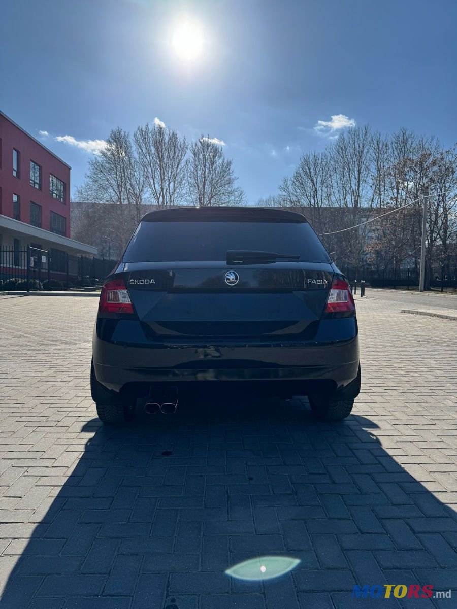 2015' Skoda Fabia photo #4