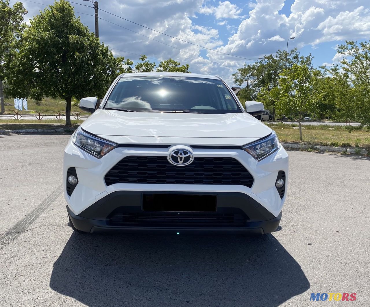 2021' Toyota RAV4 photo #2