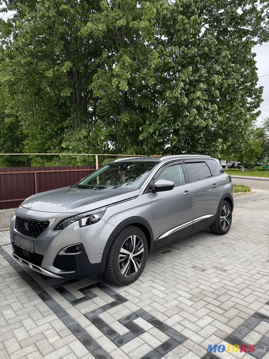2018' Peugeot 5008 photo #1