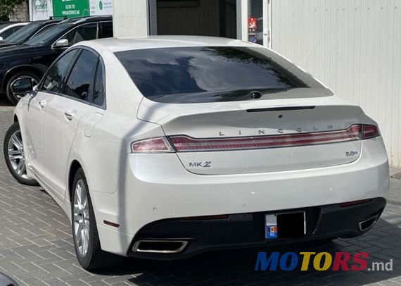 2015' Lincoln MKZ photo #2
