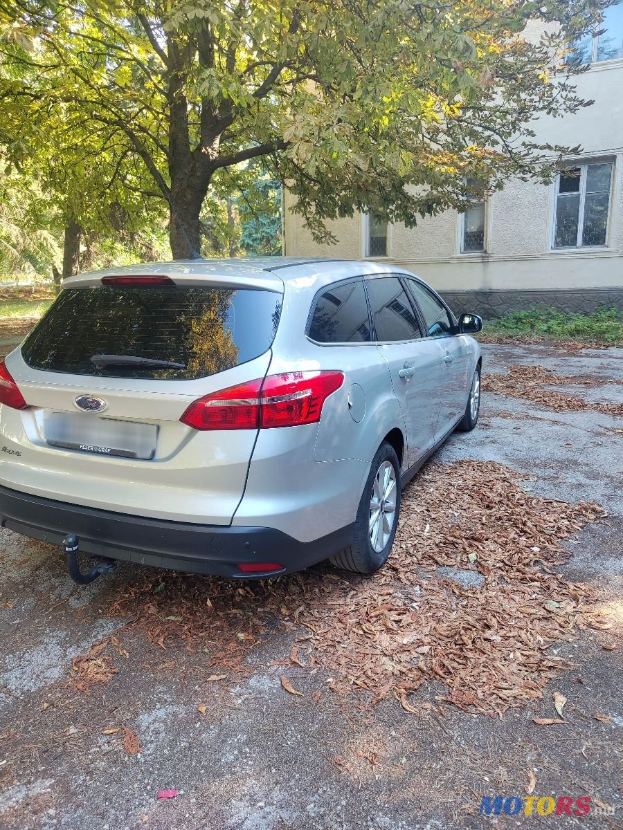 2017' Ford Focus photo #3