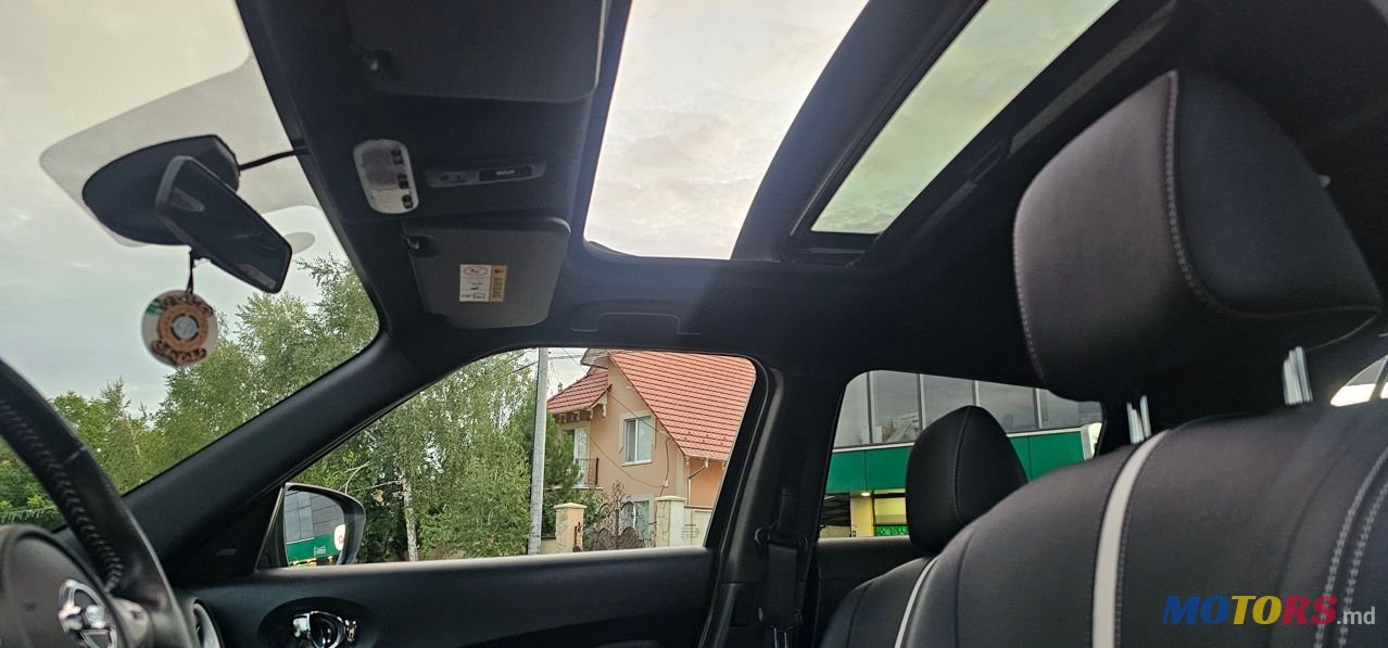 2017' Nissan Juke photo #5