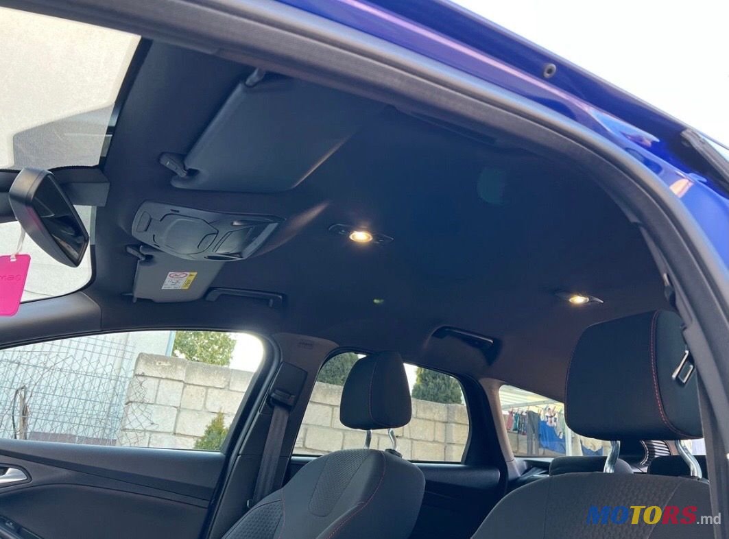 2018' Ford Focus photo #6