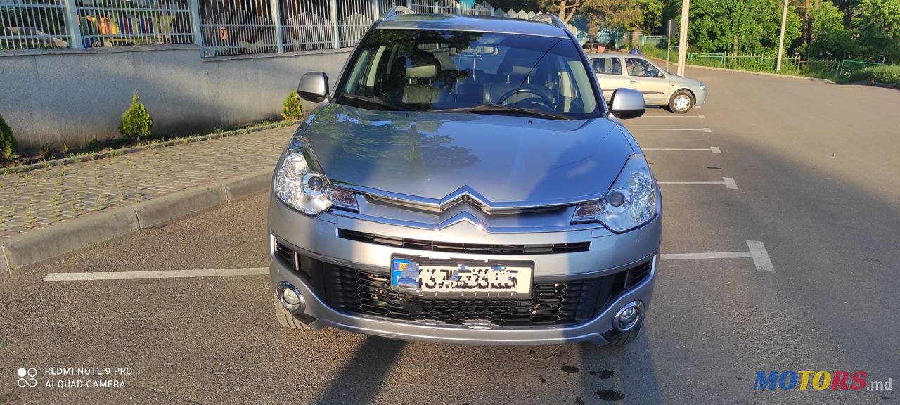 2010' Citroen C-Crosser photo #4