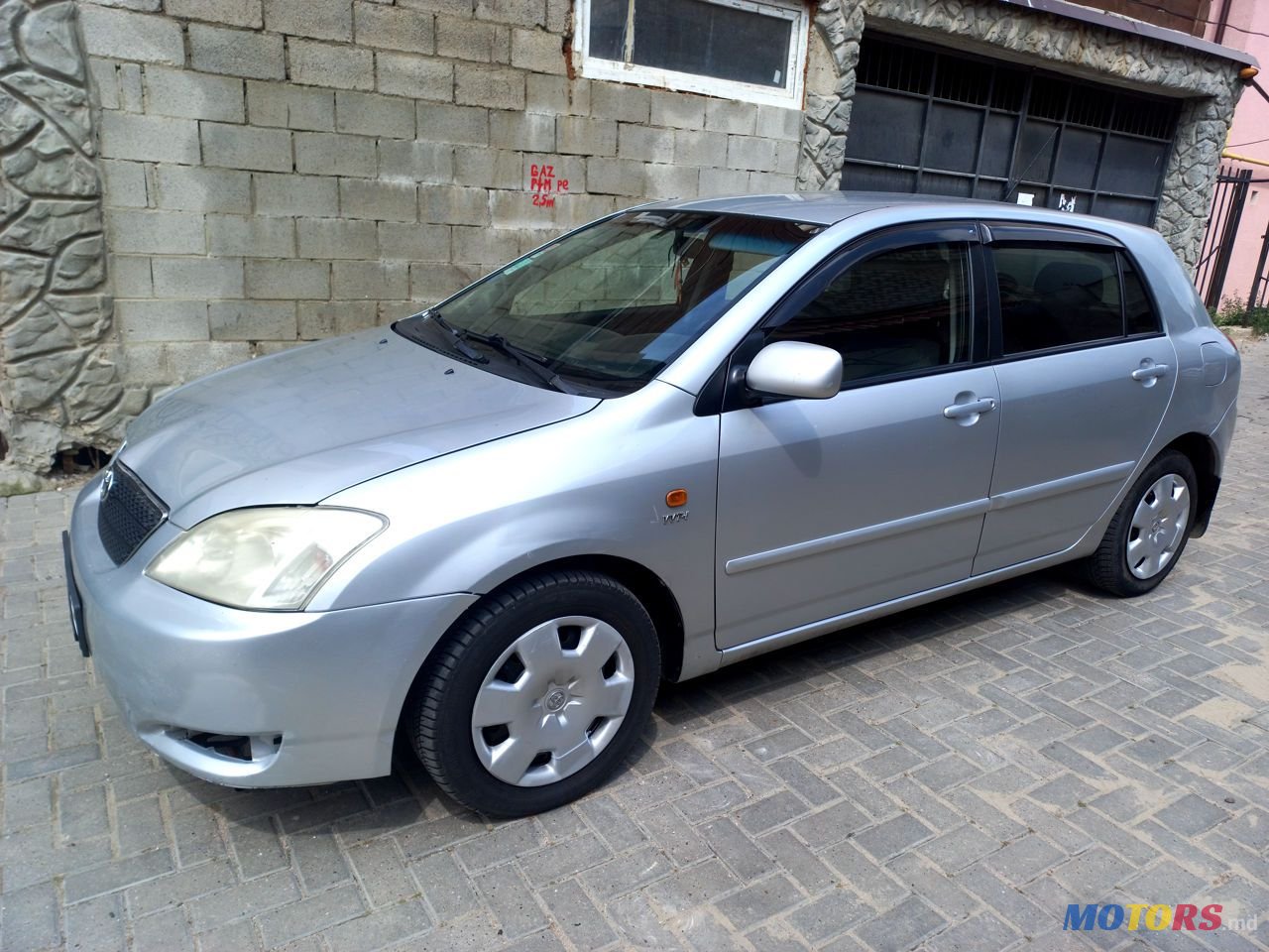 2003' Toyota Corolla photo #2