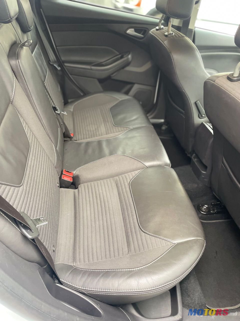 2015' Ford Focus photo #4