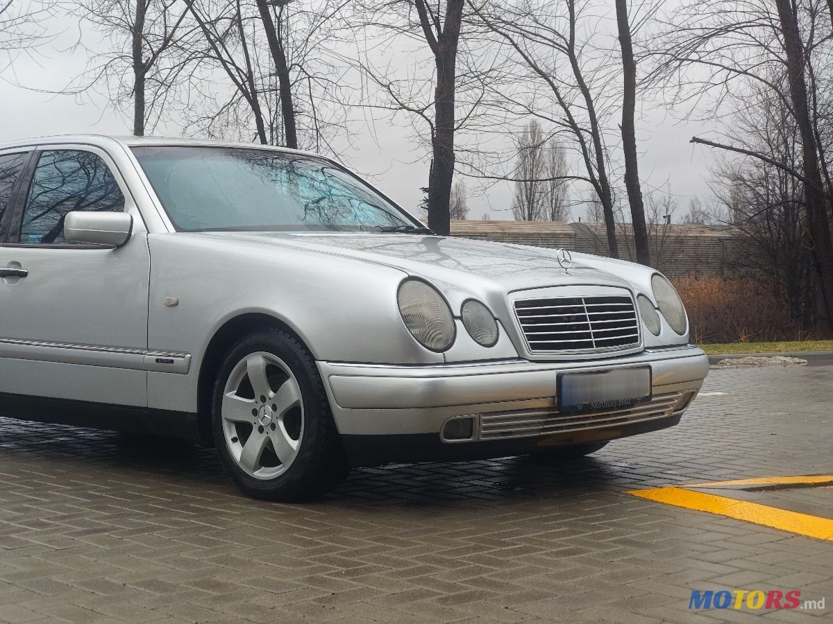 1996' Mercedes-Benz E-Class photo #1