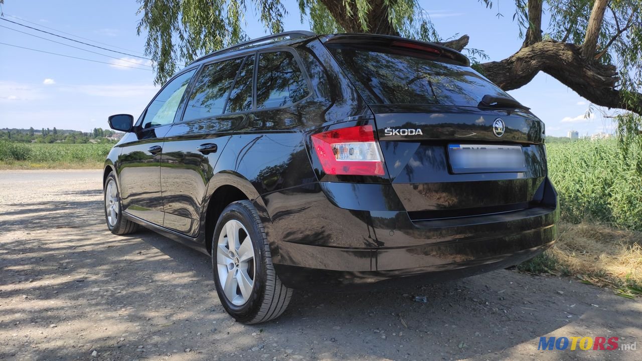 2016' Skoda Fabia photo #4