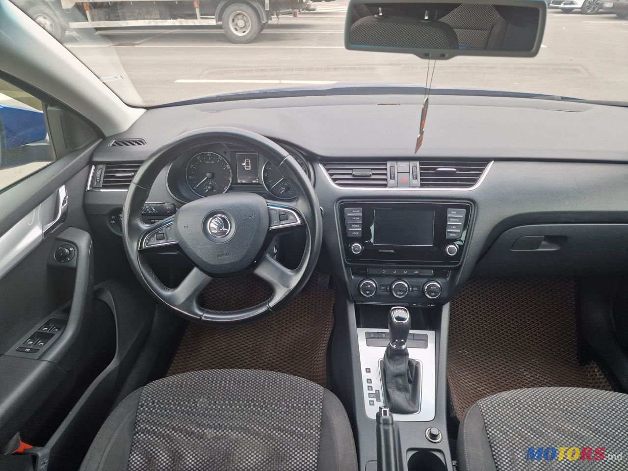 2013' Skoda Octavia photo #5