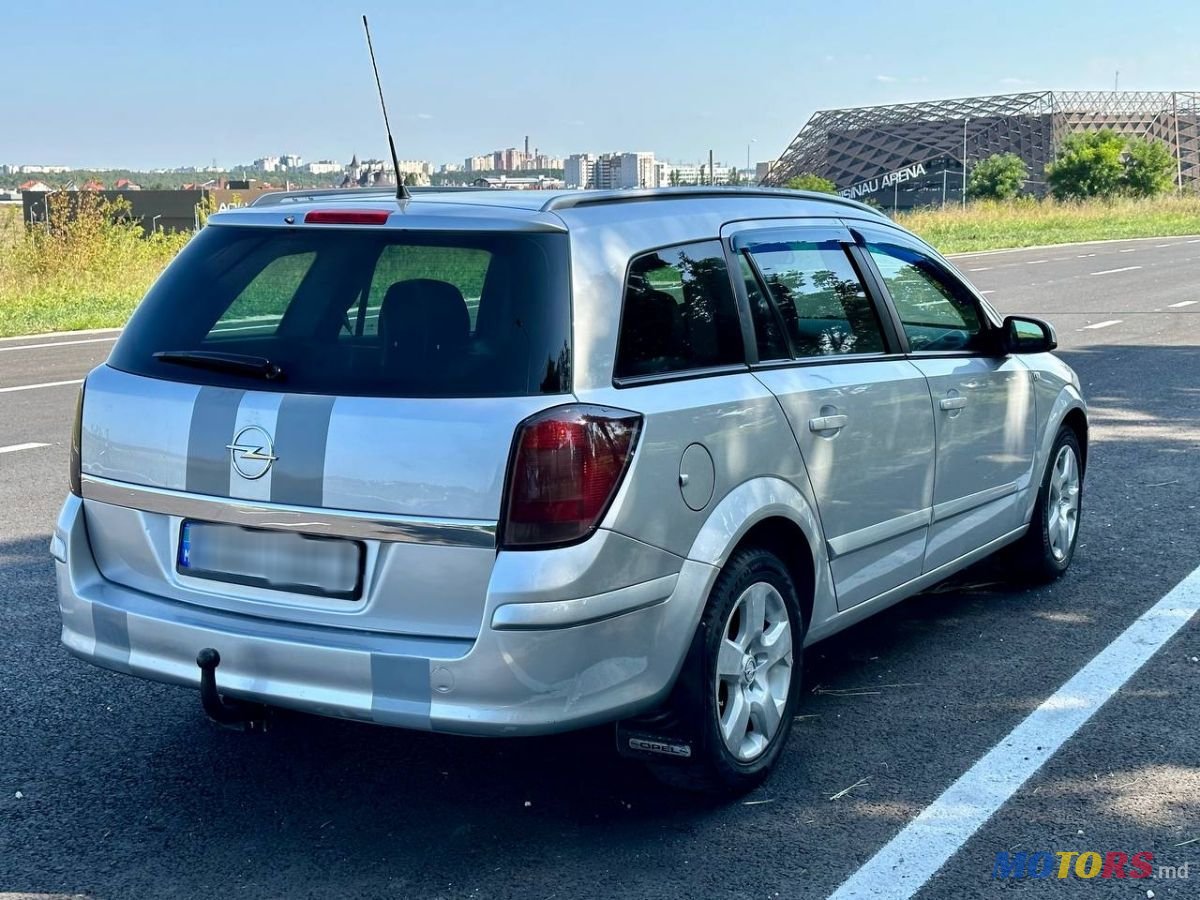 2006' Opel Astra photo #4