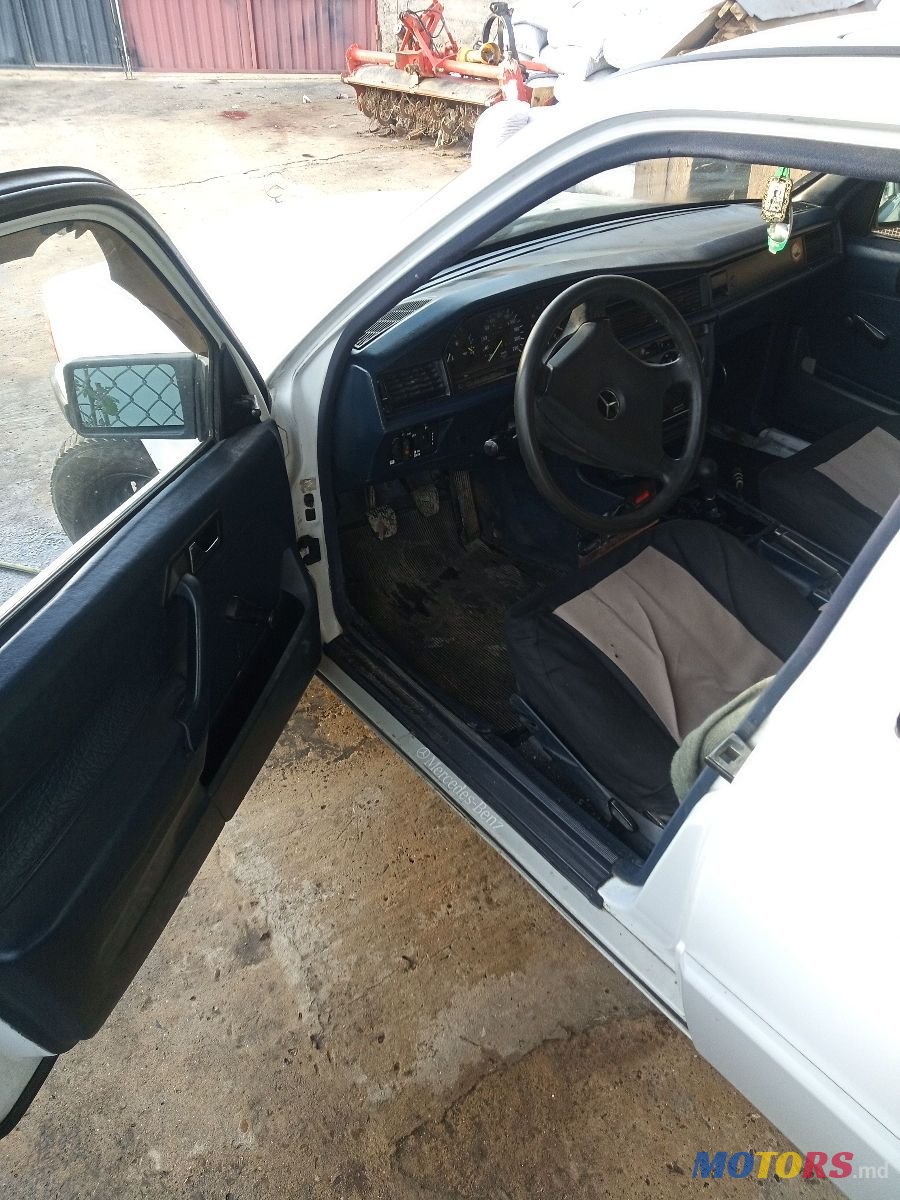 1990' Mercedes-Benz 190 photo #5