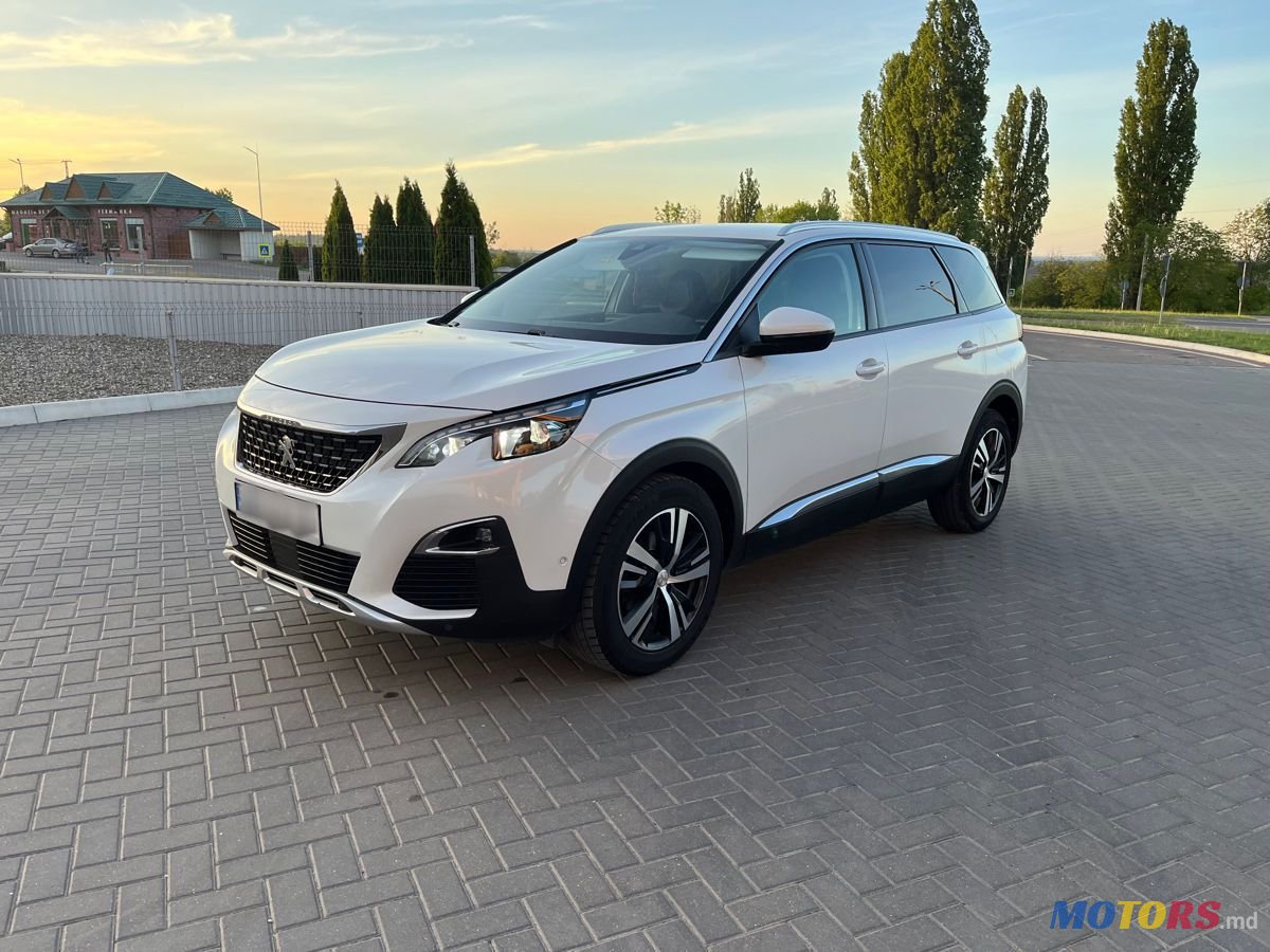 2018' Peugeot 5008 photo #1