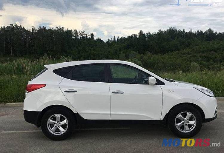 2013' Hyundai ix35 photo #1