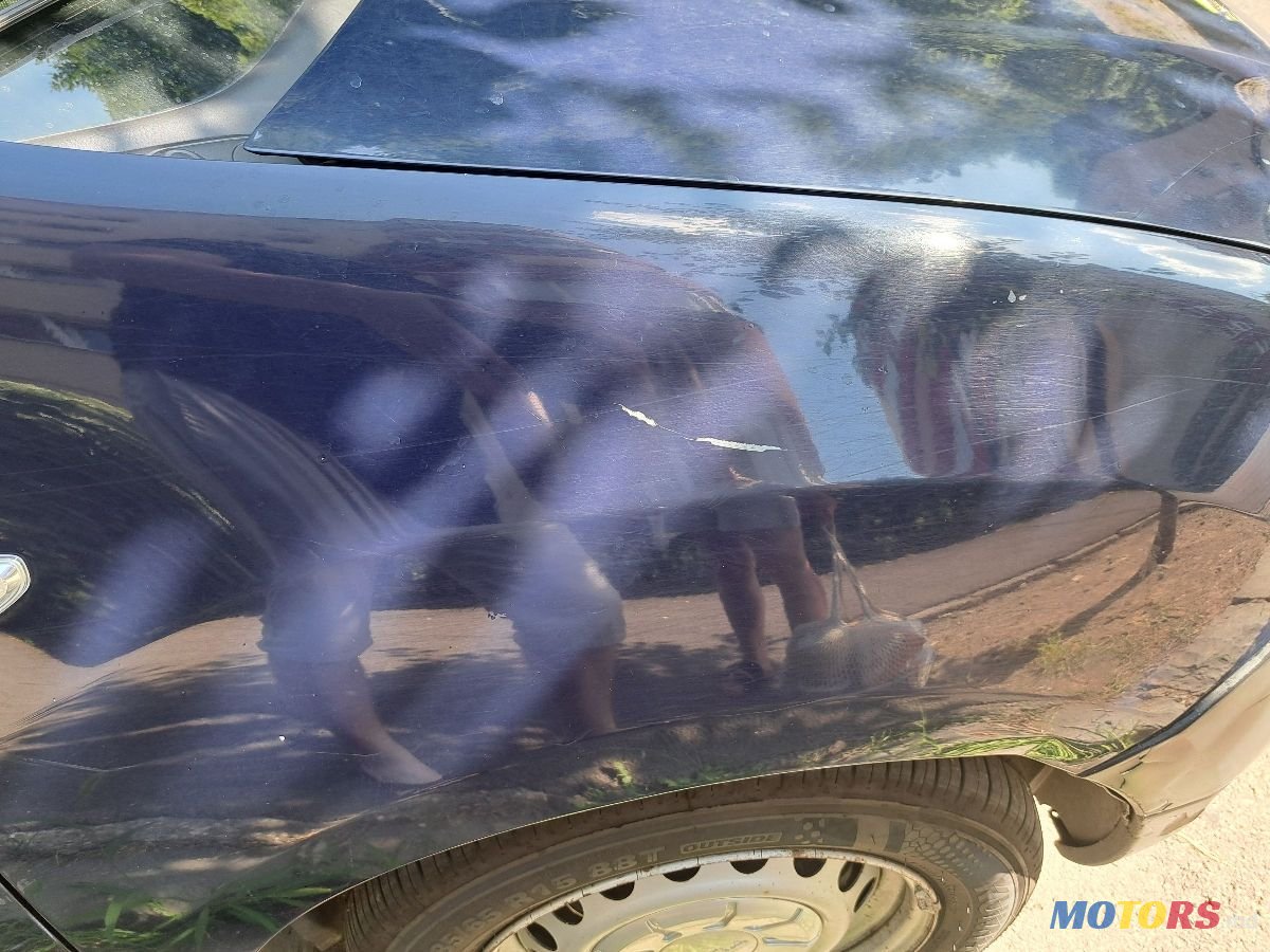 2013' Dacia Sandero photo #3