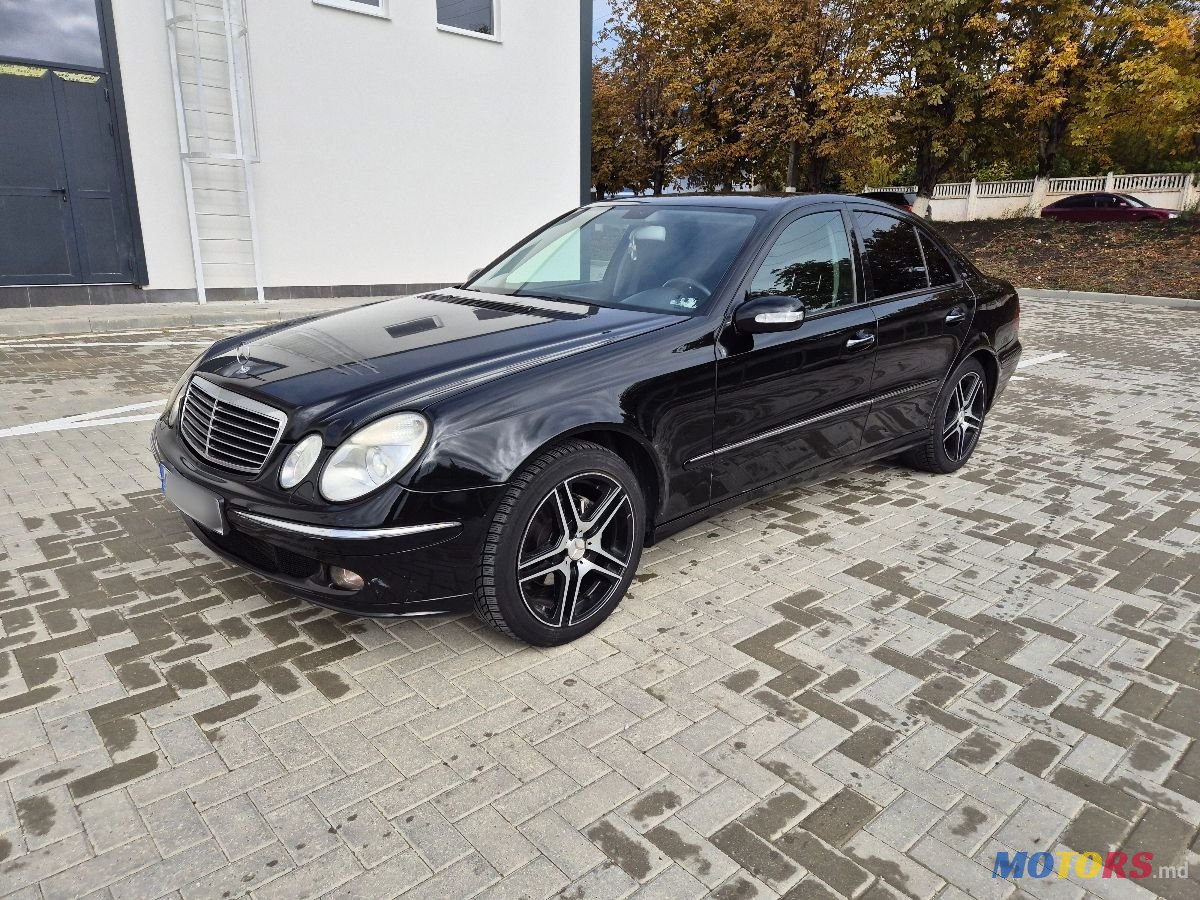 2005' Mercedes-Benz E-Class photo #1