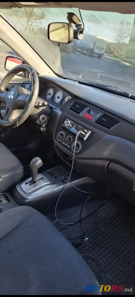 2008' Mitsubishi Lancer photo #4