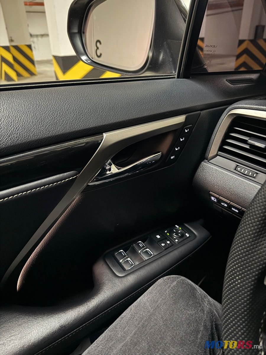 2016' Lexus Rx Series photo #6