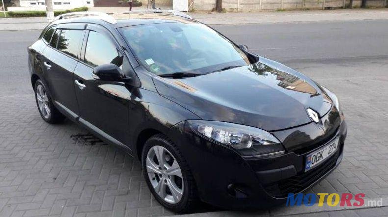 2010' Renault Megane photo #2