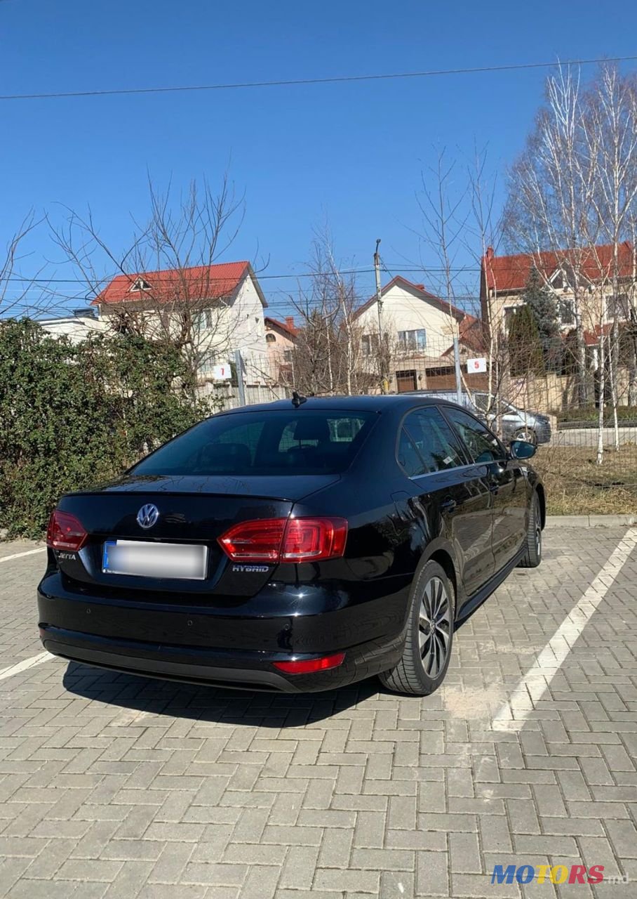 2014' Volkswagen Jetta photo #3