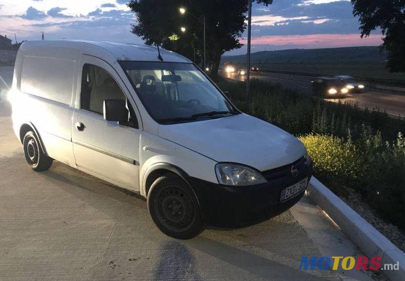 2006' Opel Combo photo #1