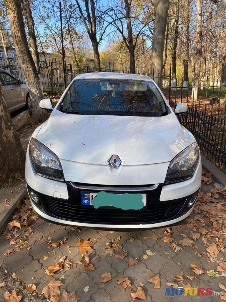 2013' Renault Megane photo #1