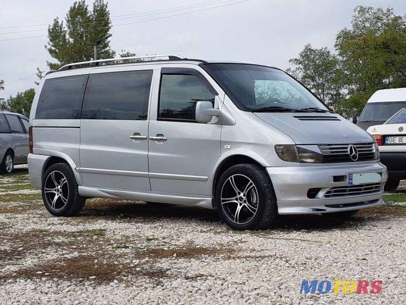 2002' Mercedes-Benz V photo #1