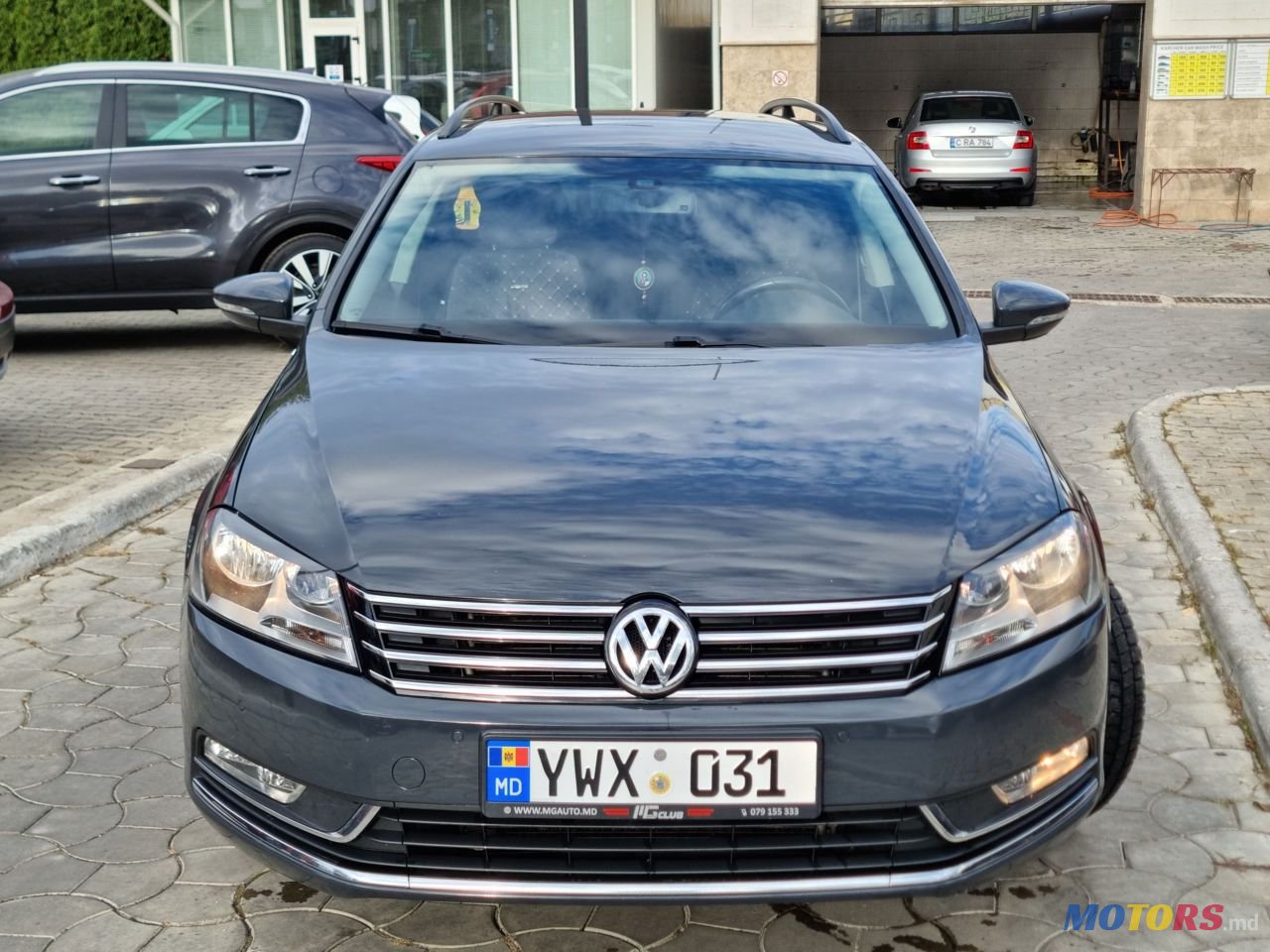 2013' Volkswagen Passat photo #2
