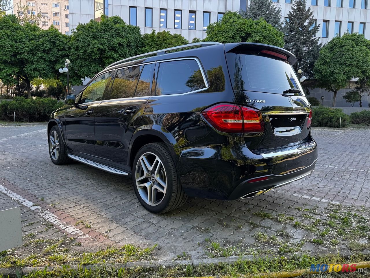 2018' Mercedes-Benz Gls-Class photo #2