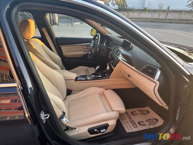 2017' BMW 3 Series photo #5