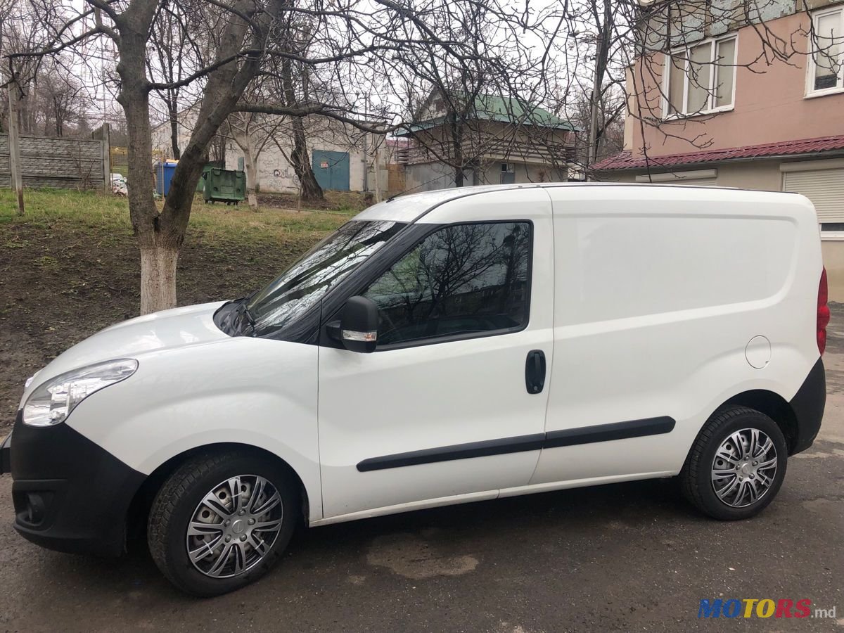 2015' Opel Combo photo #3