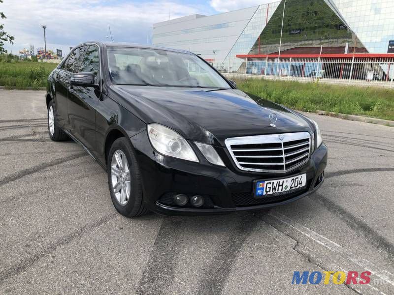 2009' Mercedes-Benz E photo #1