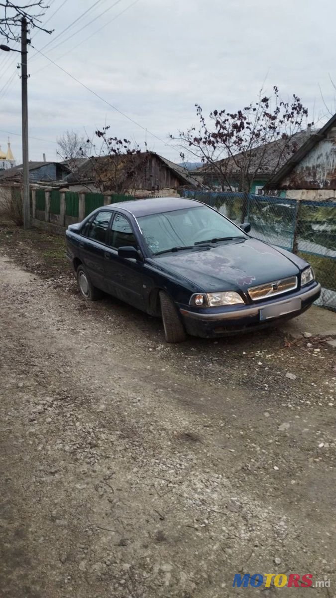 2000' Volvo S40 photo #3