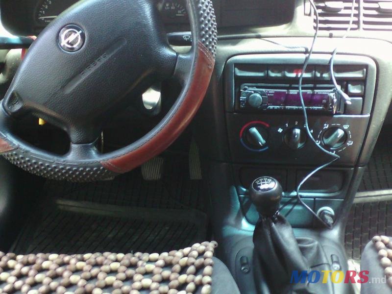 1997' Opel Vectra photo #3