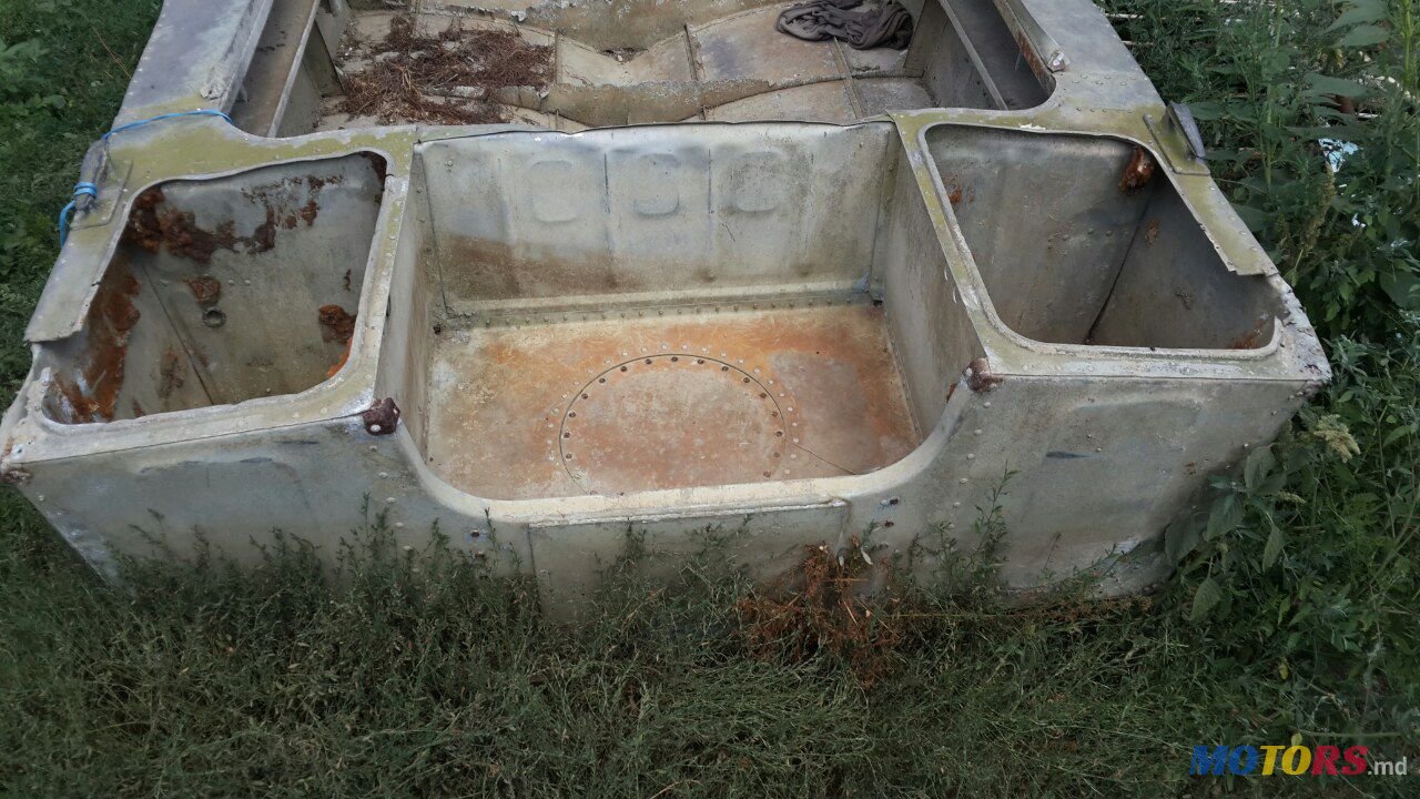 1975' ЮГ лодка photo #3