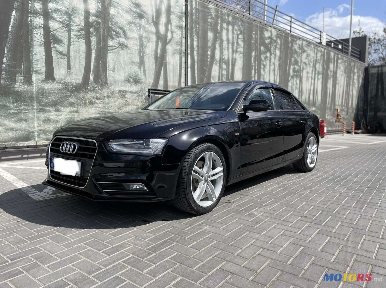 2012' Audi A4 photo #1