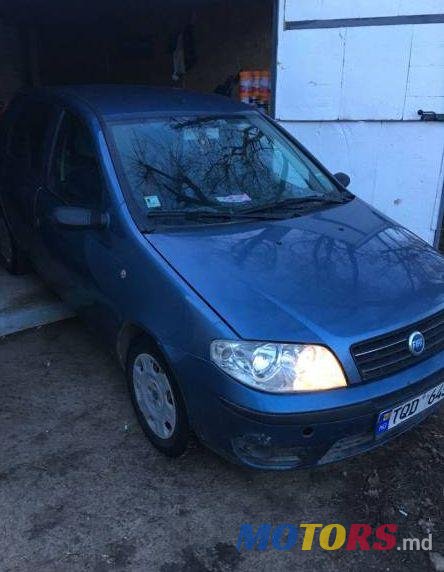2005' Fiat Punto photo #1