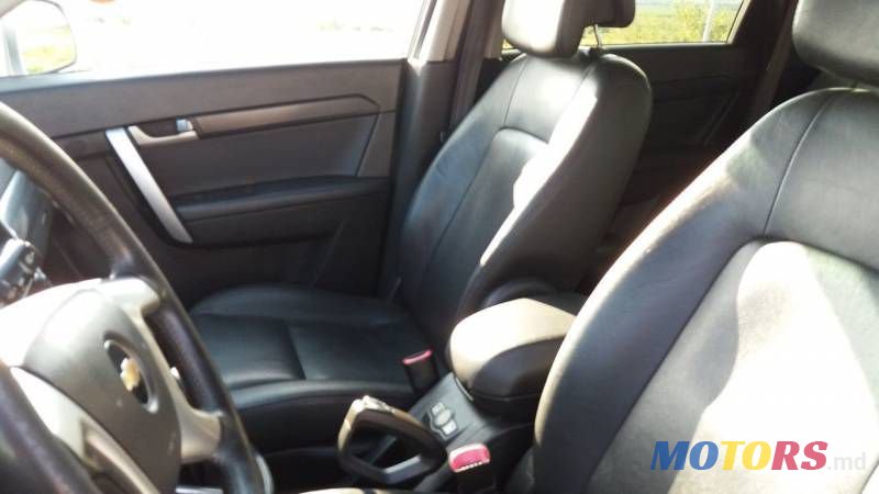 2007' Chevrolet Captiva photo #4